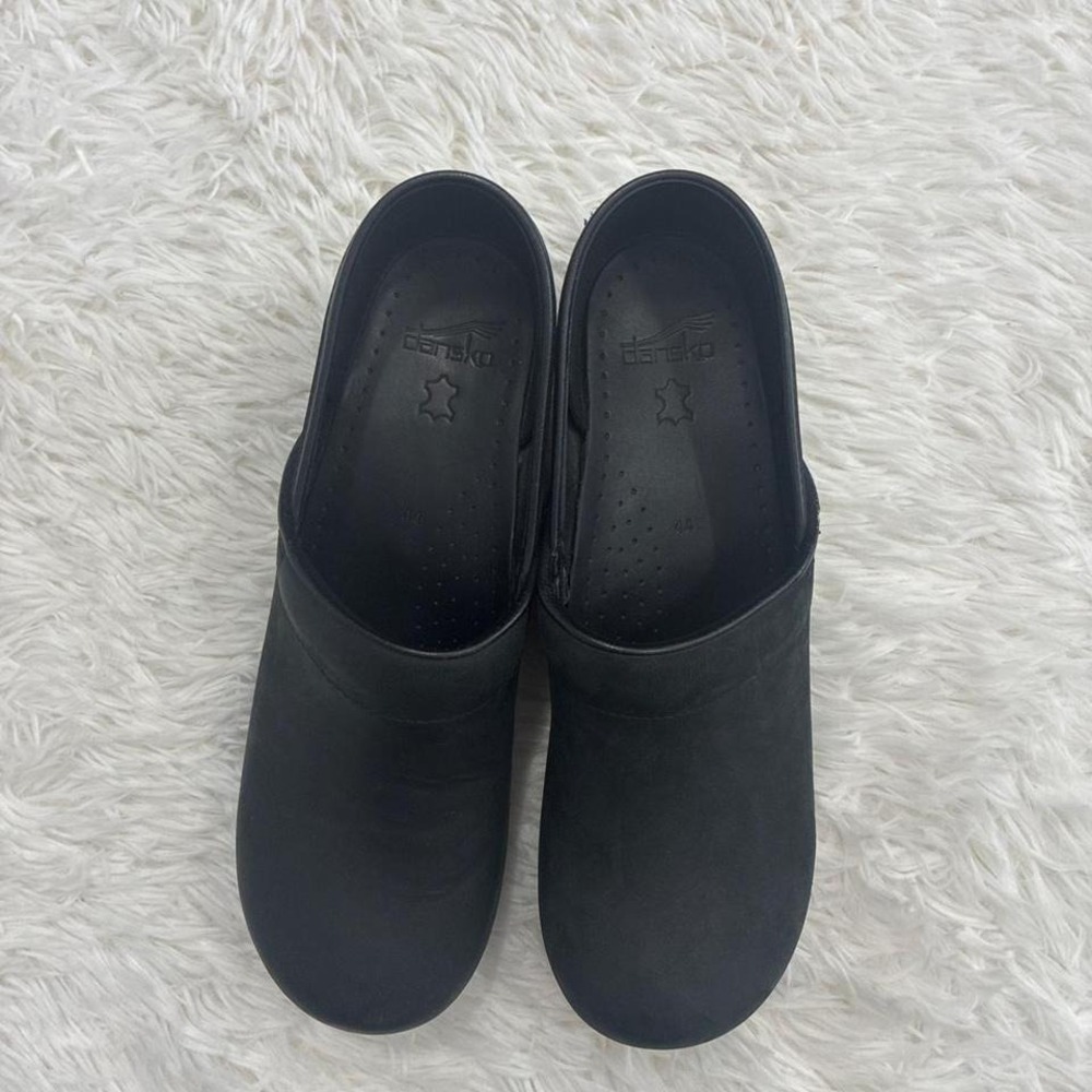 Black Dansko clogs with a chunky heel